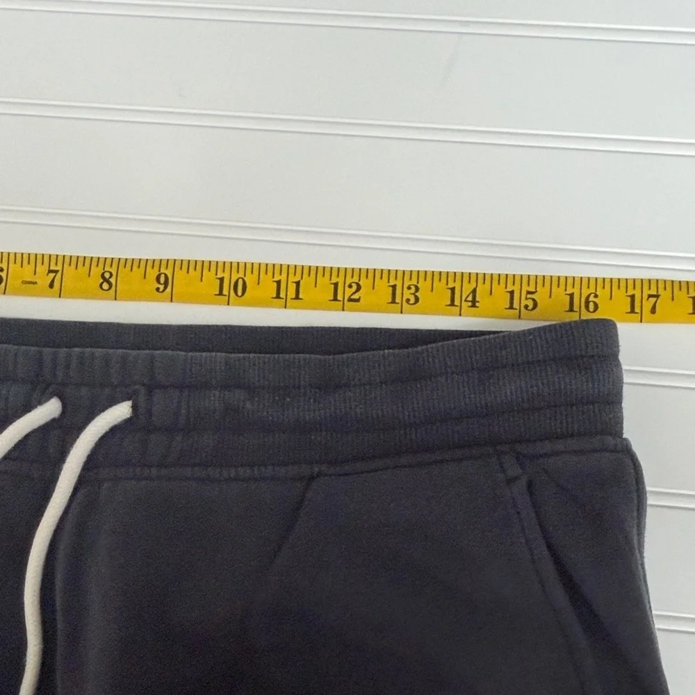 (208)Under Armour Black Jogger Sweatpants with White Drawcord- Coldgear